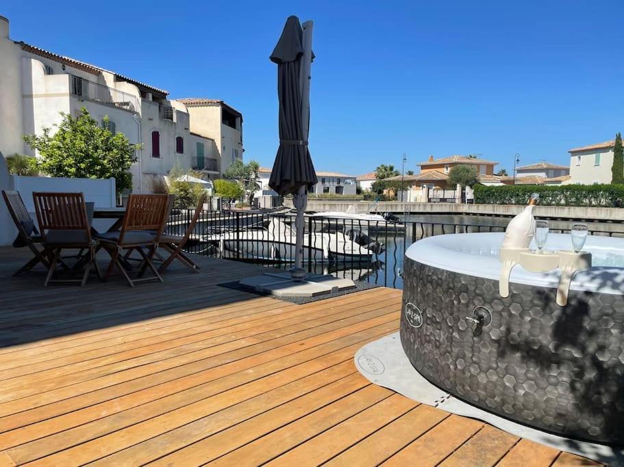 Marina 120M²/8 Pers/ Terrasse 100M²/ Appontement Villa Aigues-Mortes Buitenkant foto